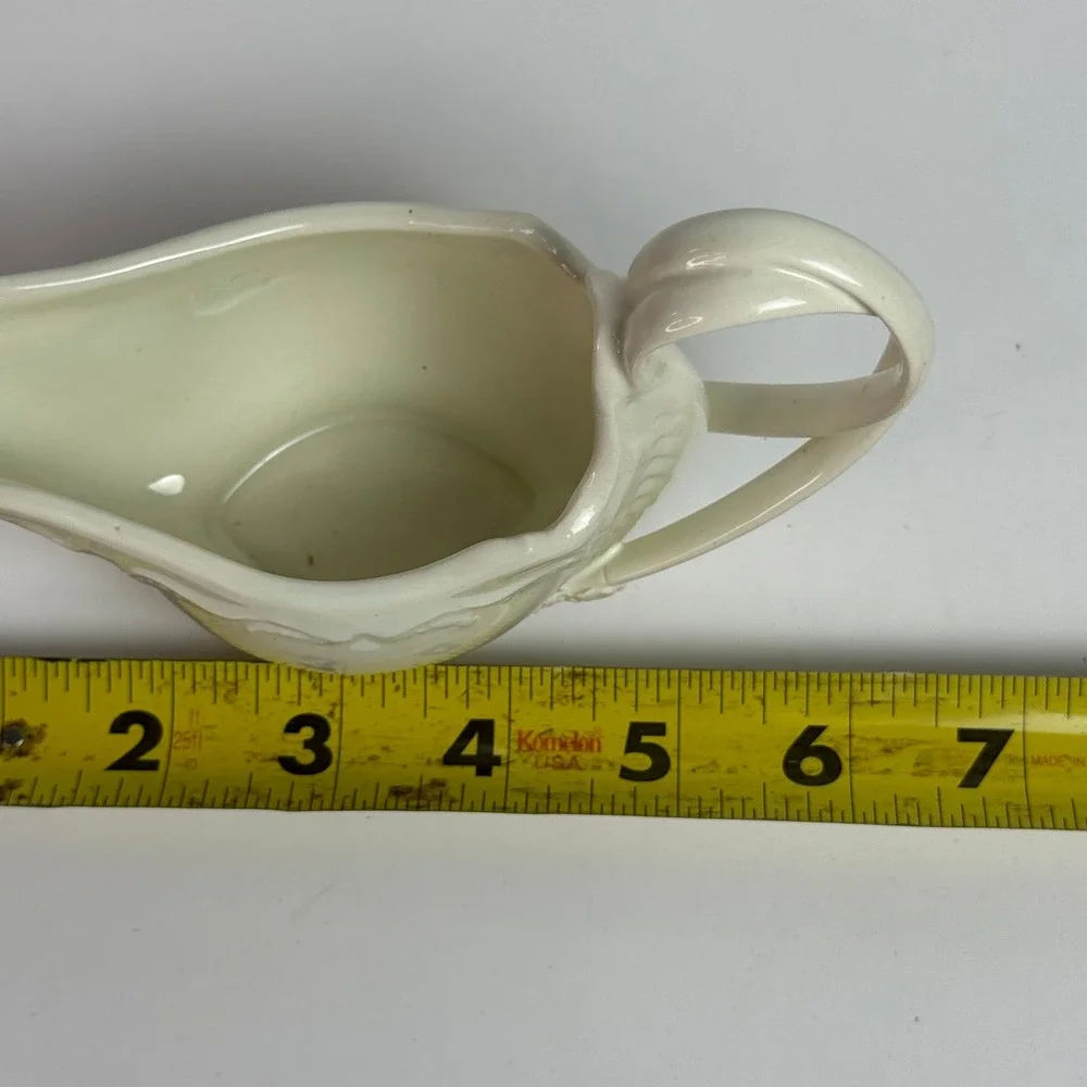 Leedsware Creamware Gravy Boat Leeds Pottery England Cream Embossed Sauce 6.5
